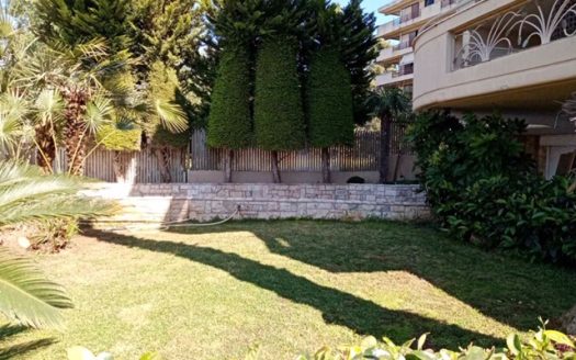 ELLINIKO LUXURY APARTMENT