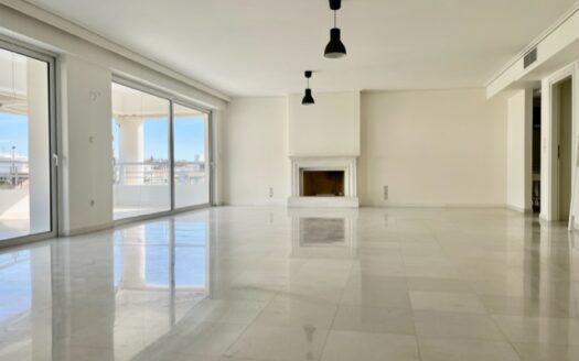 GLYFADA CENTER -LUXURY APARTMENT