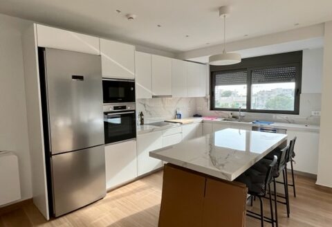 VOULA CENTER -LUXURY APARTMENT