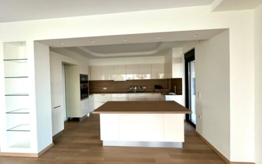 SINGLE LEVEL RESIDENCE-VOULA