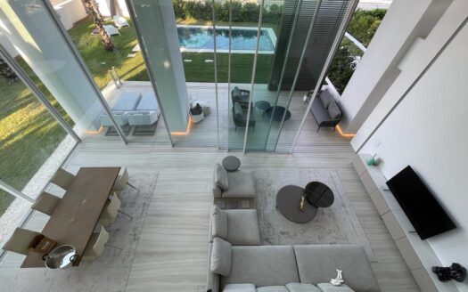 2-LEVEL GROUND FLOOR RESIDENCE