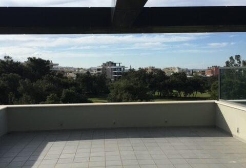 3 level residence-golf