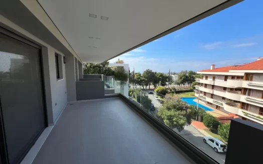 GLYFADA GOLF-LUXURY APARTMENT