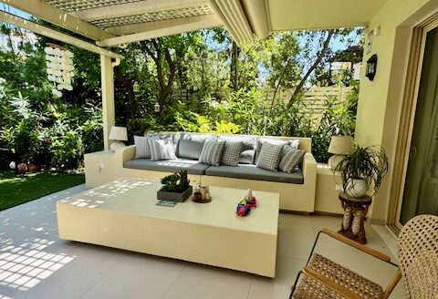 GLYFADA -LUXURY MAISONETTE