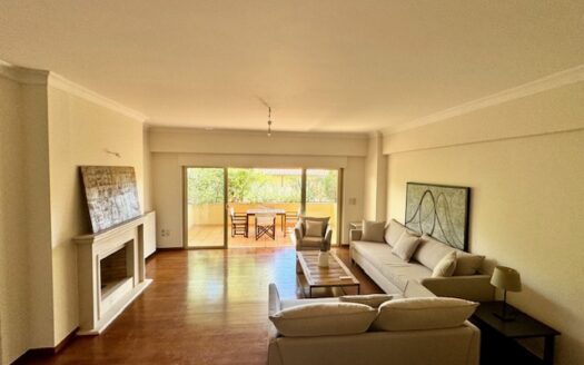 GLYFADA -LUXURY APARTMENT