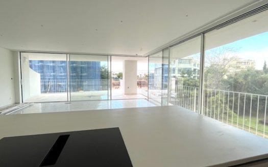 GLYFADA -GOLF LUXURY APARTMENT