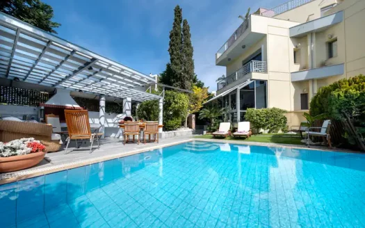 3 LEVEL  RESIDENCE-VOULA