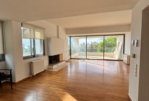 2 LEVEL LUXURY MAISONETTE WITH SEA VIEW