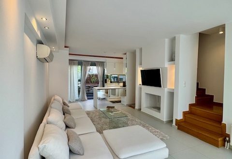 LUXURY MAISONETTE -VOULA DIKIGORIKA
