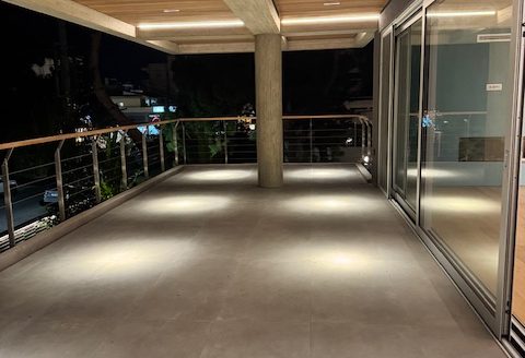 SINGLE LEVEL RESIDENCE A+