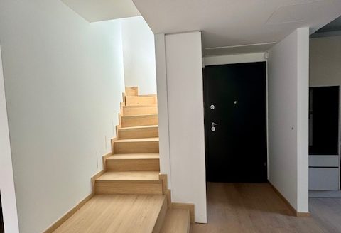 2 LEVEL- LUXURΥ MAISONETTE-GLYFADA