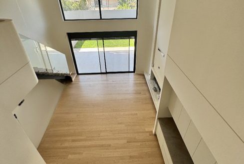 GOLF -2 LEVEL RESIDENCE