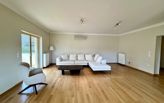 GLYFADA GOLF-LUXURY APARTMENT