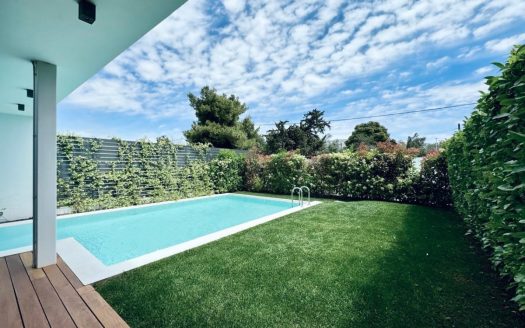 ELLINIKO-LUXURY MAISONETTE