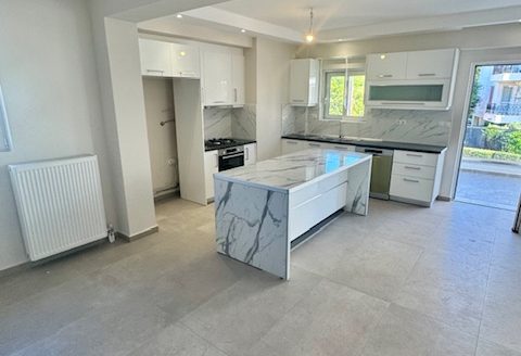 VOULA -CENTER APARTMENT