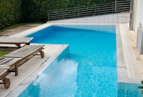 GLYFADA -GOLF TOP FLOOR MAISONETTE