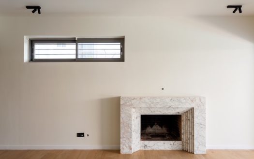 GLYFADA CENTER -2 LEVEL MAISONETTE