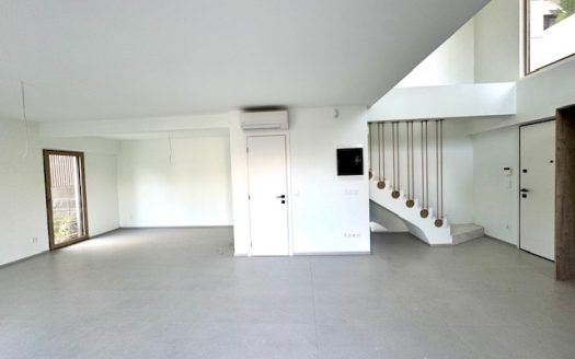 GLYFADA -CENTER 2 LEVEL MAISONETTE A+
