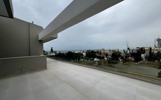 GLYFADA GOLF -2 LEVEL MAISONETTE WITH SEA VIEW