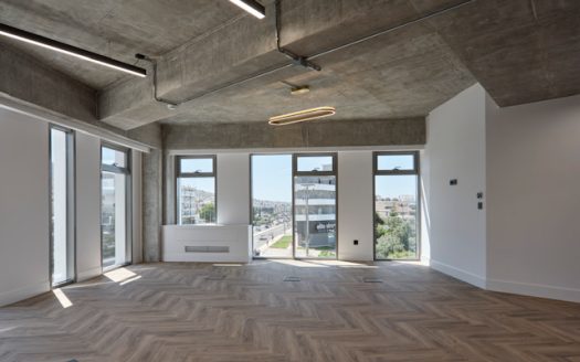 GLYFADA -LUXURY OFFICE SPACE