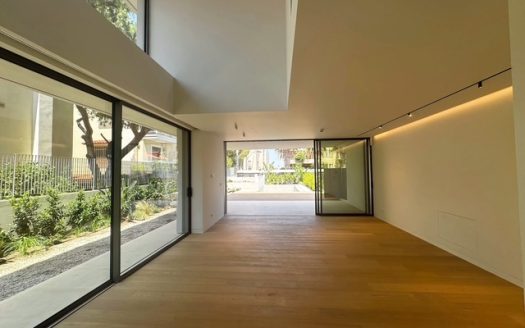 VOULA DIKIGORIKA 3-LEVEL GROUND FLOOR RESIDENCE A+