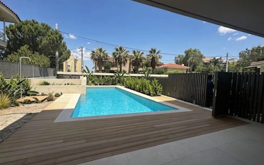VOULA DIKIGORIKA 3-LEVEL GROUND FLOOR RESIDENCE A+