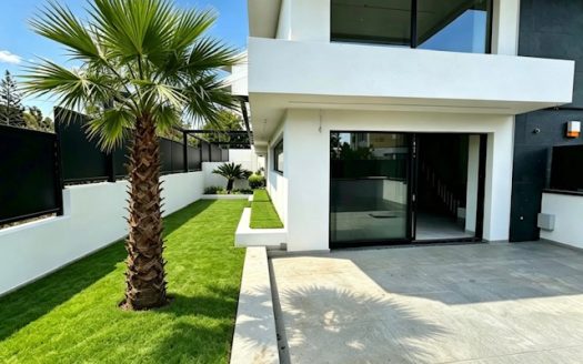 VOULA -CENTER LUXURY MAISONETTE READY TO MOVE